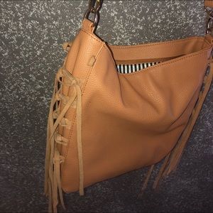 Shoulder purse